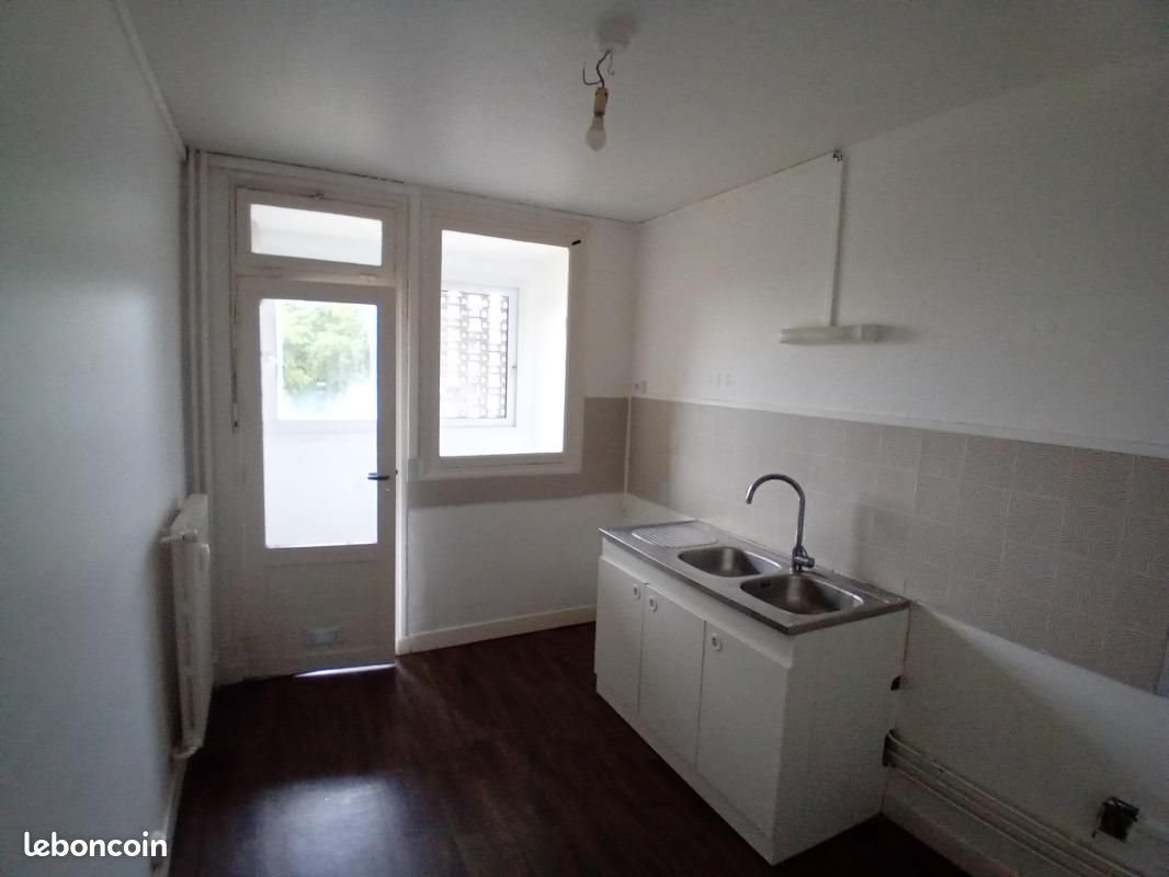 Appartement à louer, 78m², Vouziers