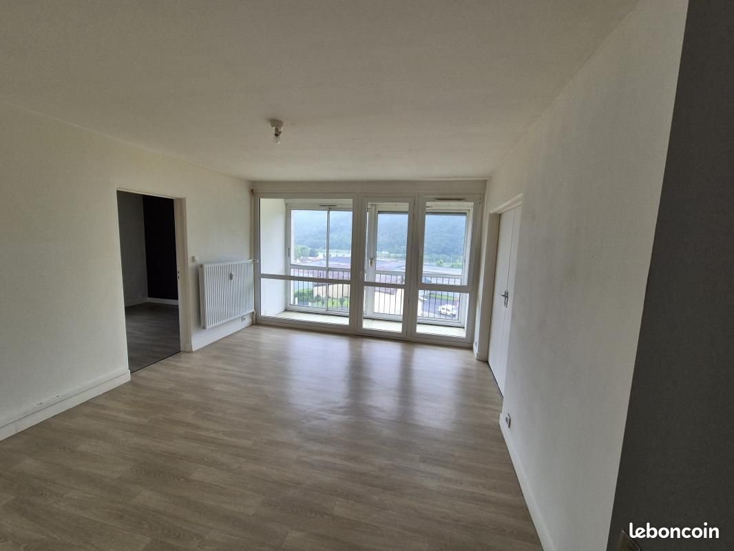 Appartement à louer, 83m², Bogny-sur-Meuse