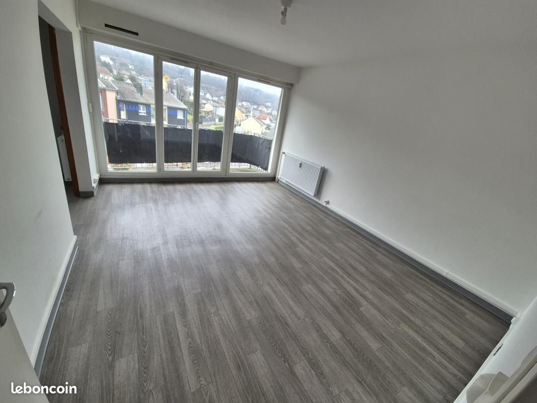 Appartement à louer, 70m², Bogny-sur-Meuse