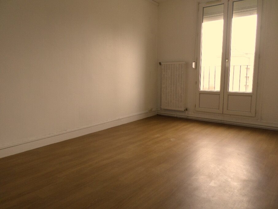 Appartement à louer, 47m², Charleville-Mézières