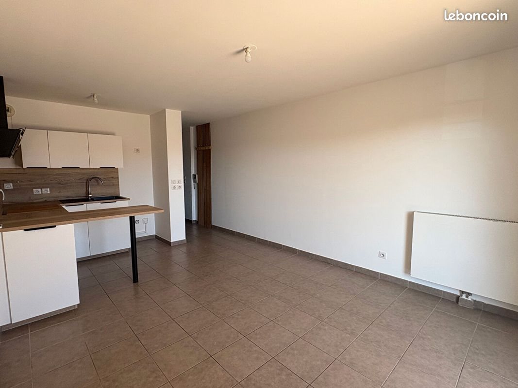 Appartement à louer, 37m², Coudoux