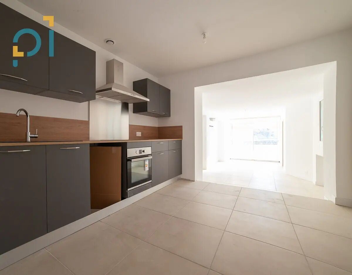 Appartement à louer, 76m², Lambesc