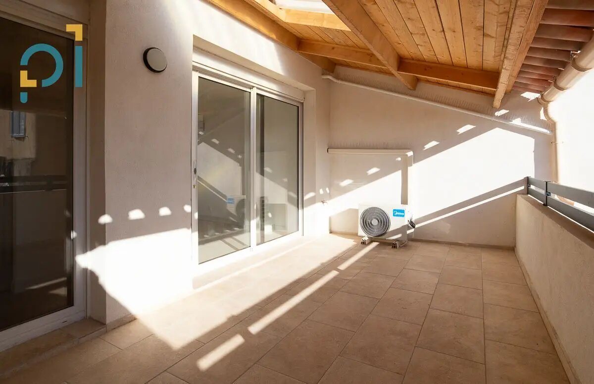 Appartement à louer, 76m², Lambesc