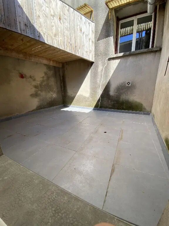 Appartement à louer, 67m², Lambesc
