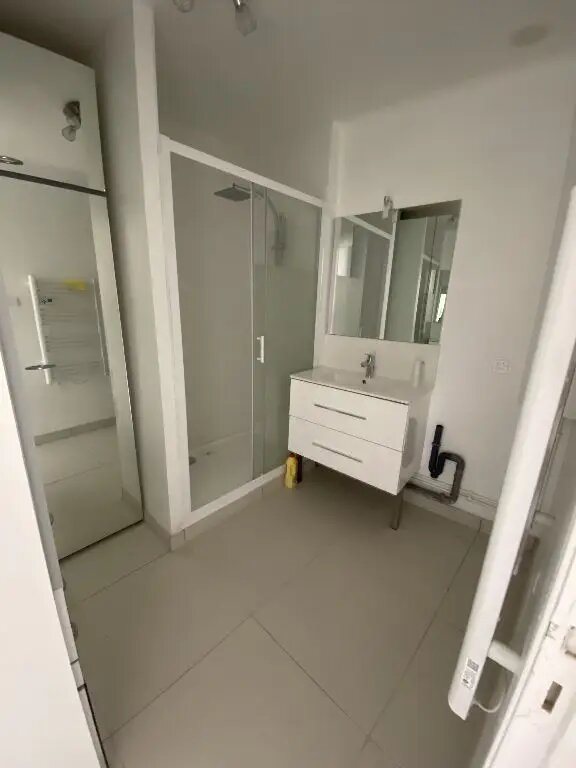 Appartement à louer, 67m², Lambesc