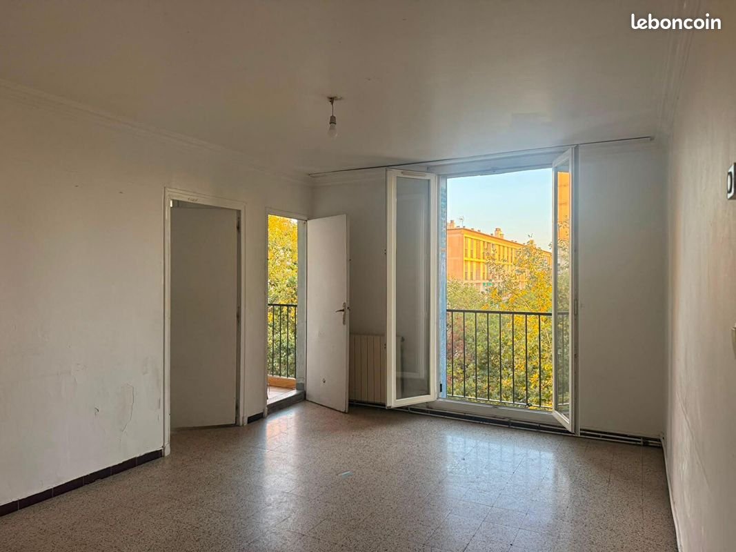 Appartement à louer, 55m², Marseille 14ème