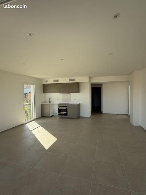 Appartement à louer, 68m², La Ciotat