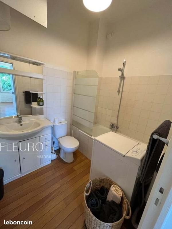 Appartement à louer, 28m², Cassis