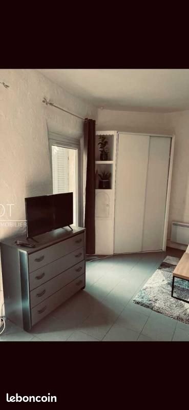 Appartement à louer, 28m², Cassis