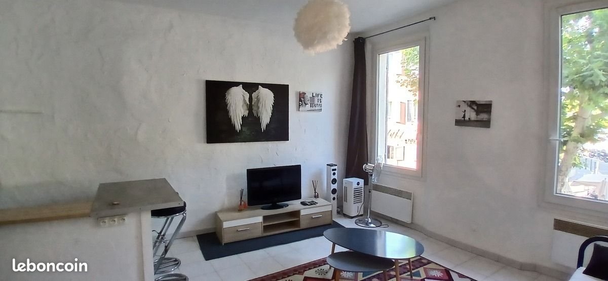 Appartement à louer, 27m², Cassis