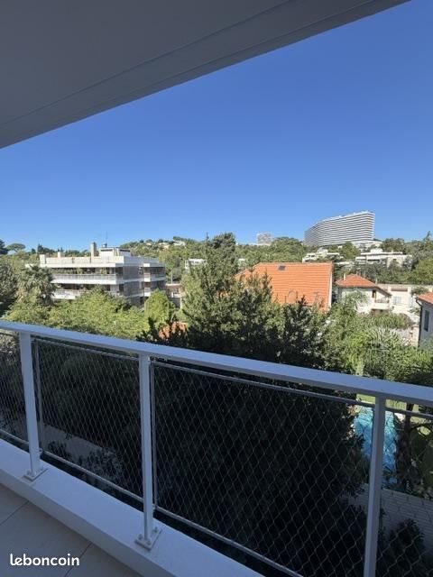 Appartement à louer, 74m², Marseille 8ème