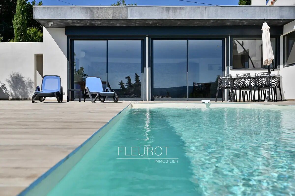 Maison à louer, 150m², La Ciotat