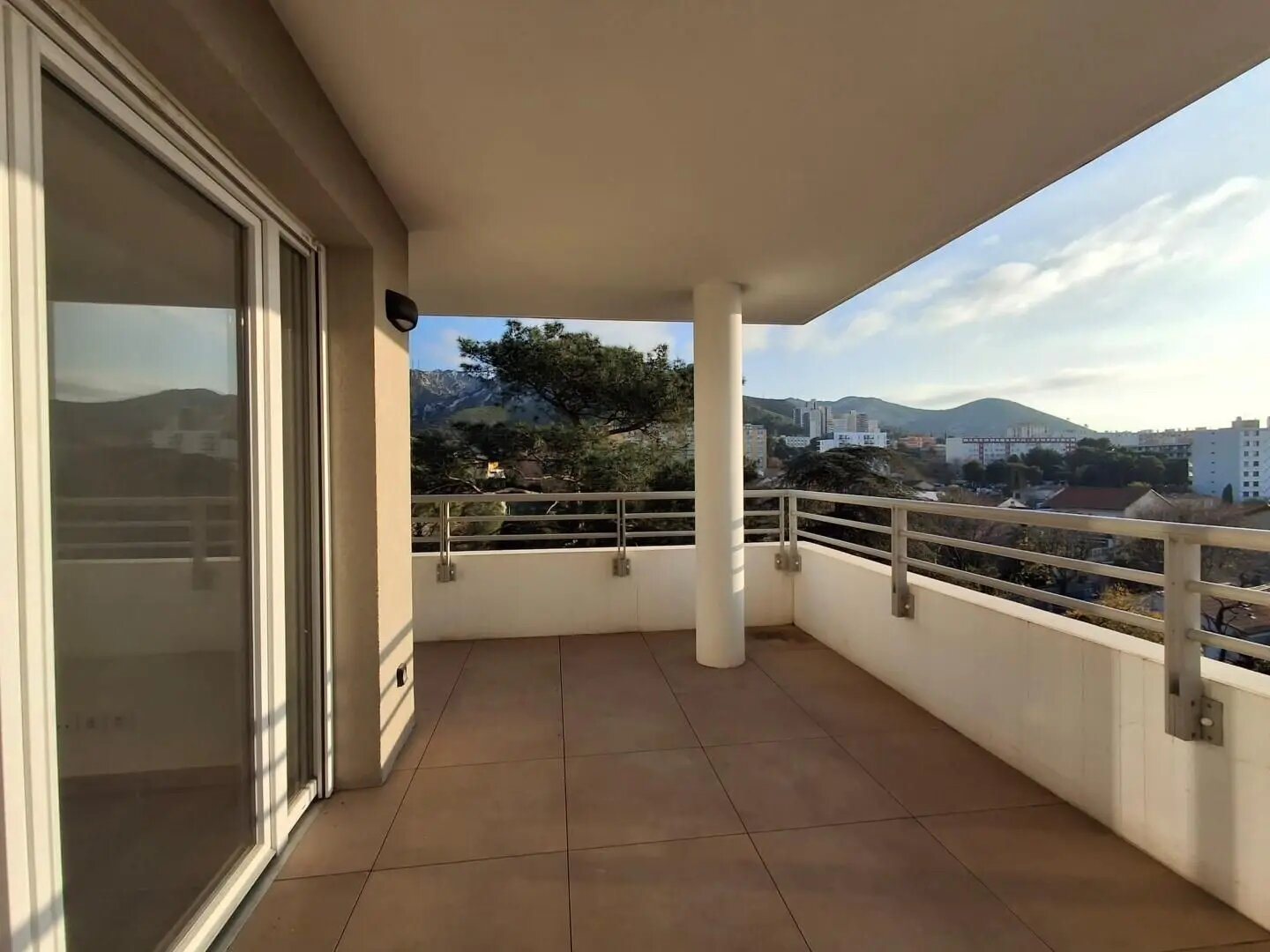 Appartement à louer, 63m², Marseille 10ème