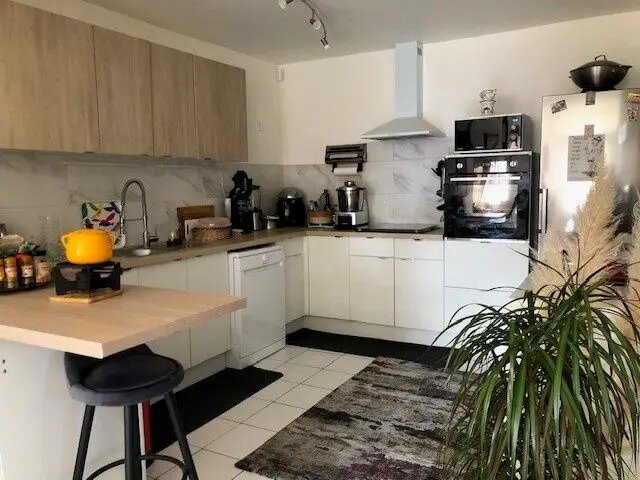 Appartement à vendre, 74m², Peypin