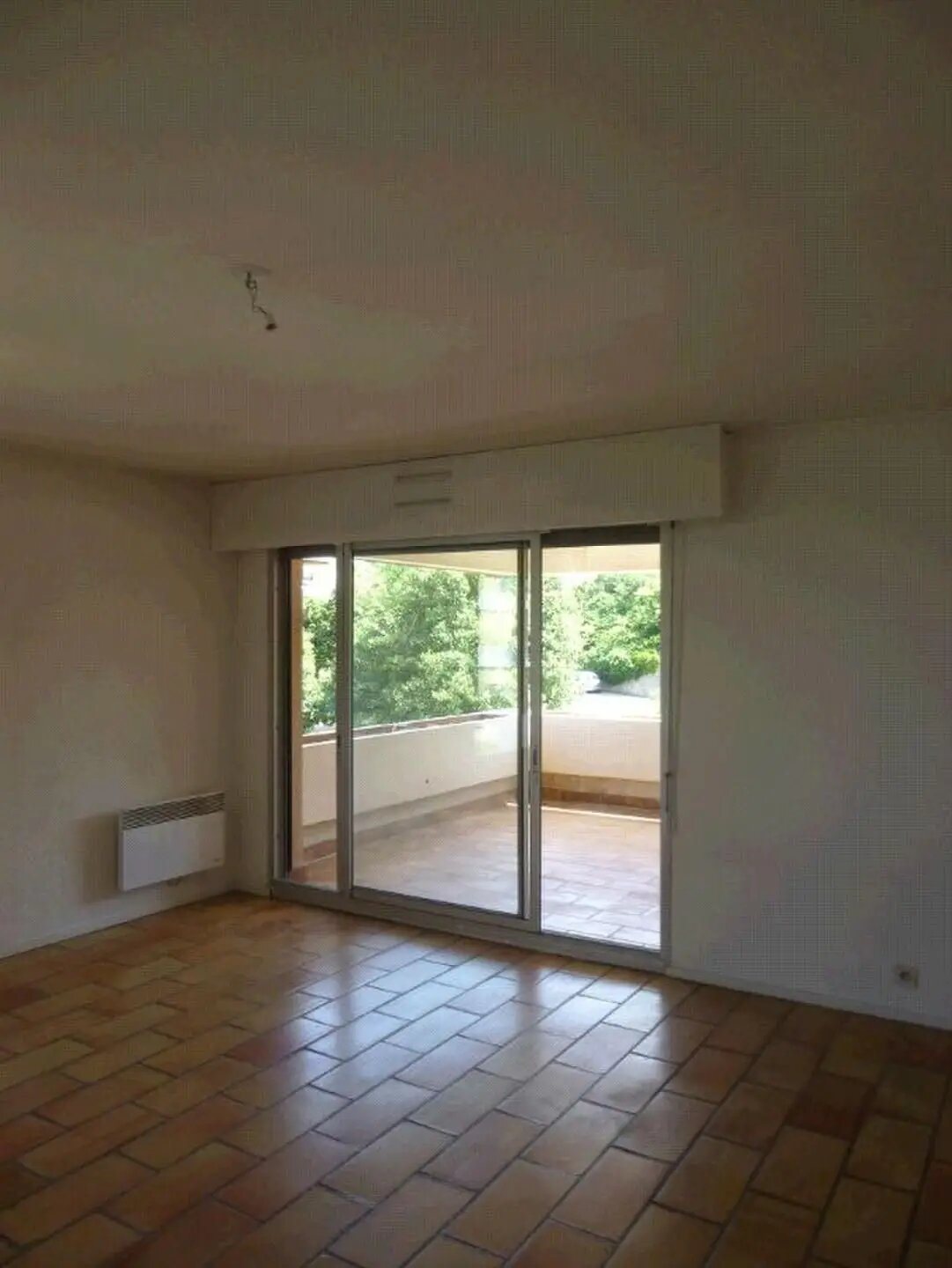 Appartement à louer, 75m², Marseille 8ème