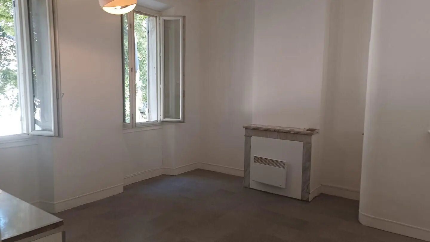 Appartement à louer, 35m², Marseille 10ème