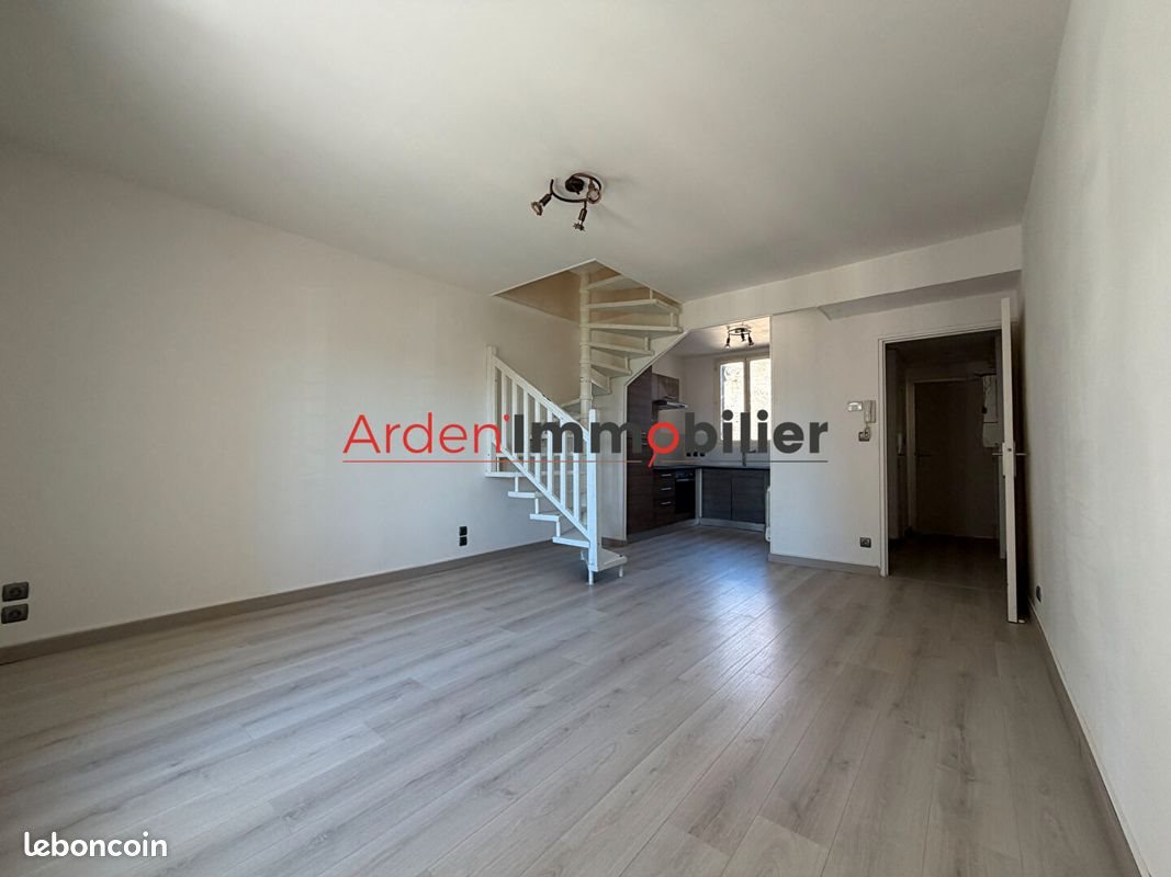 Appartement à louer, 43m², Rethel