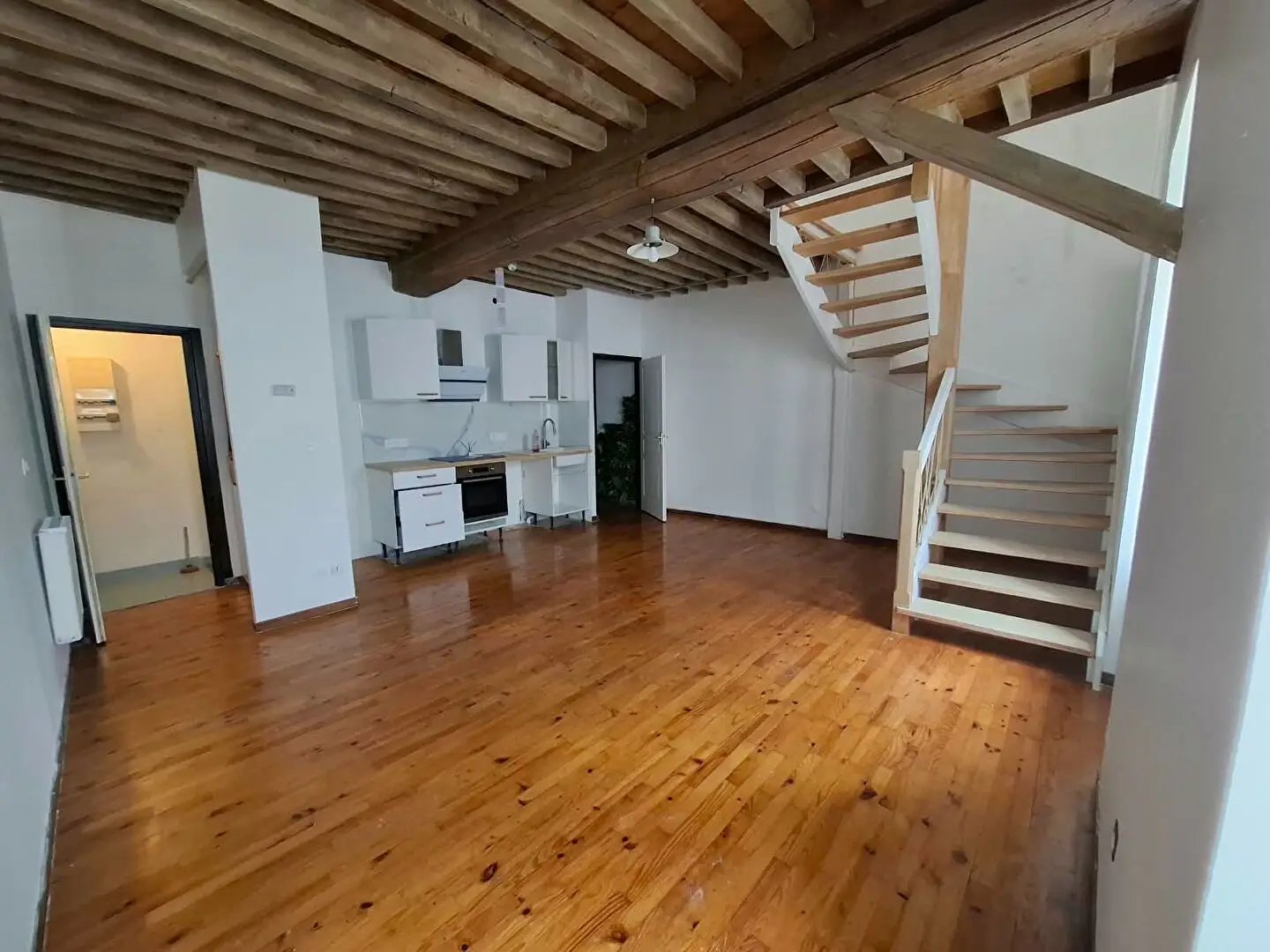 Appartement à louer, 67m², Chalamont