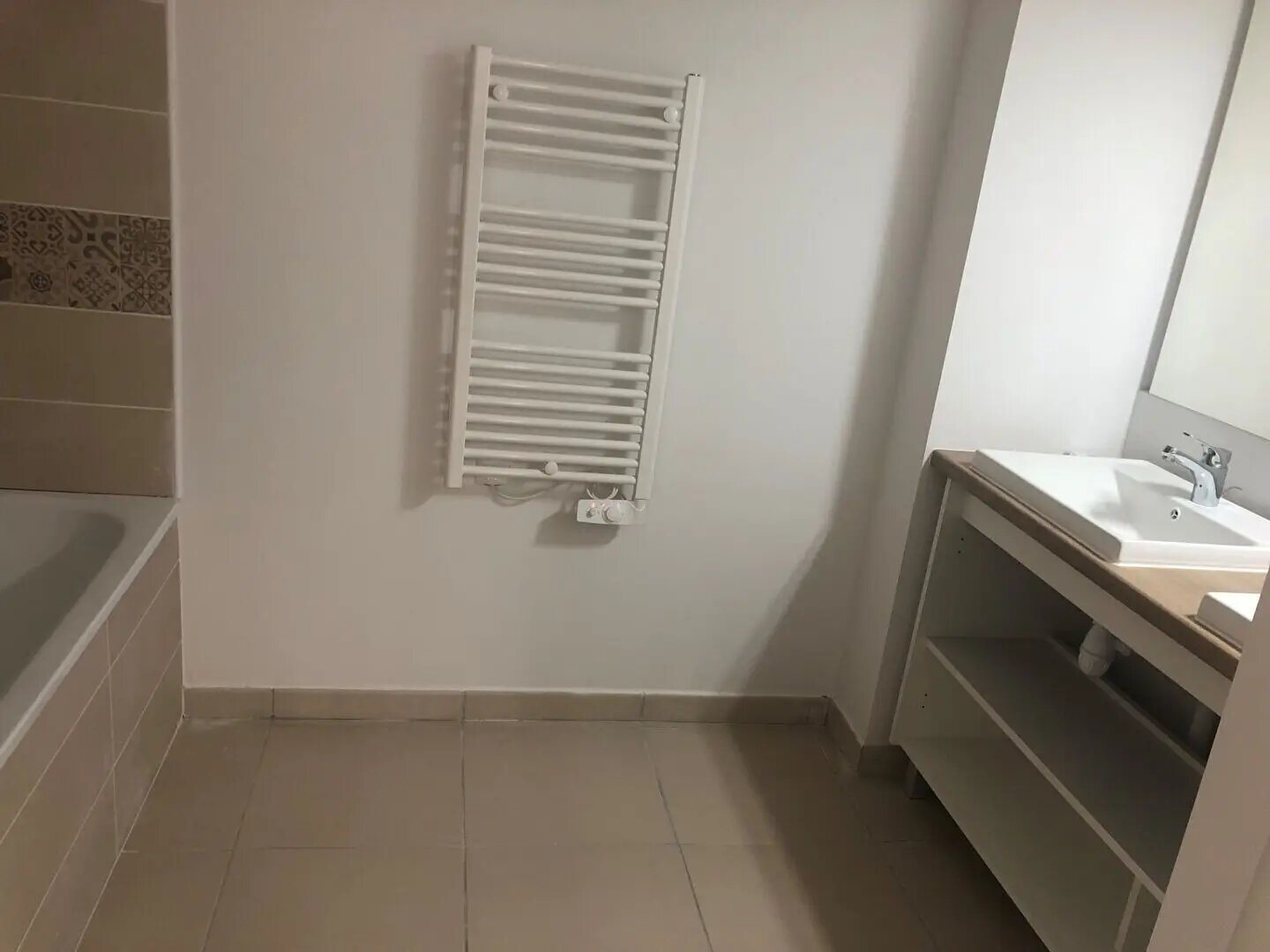 Appartement à louer, 59m², Sète