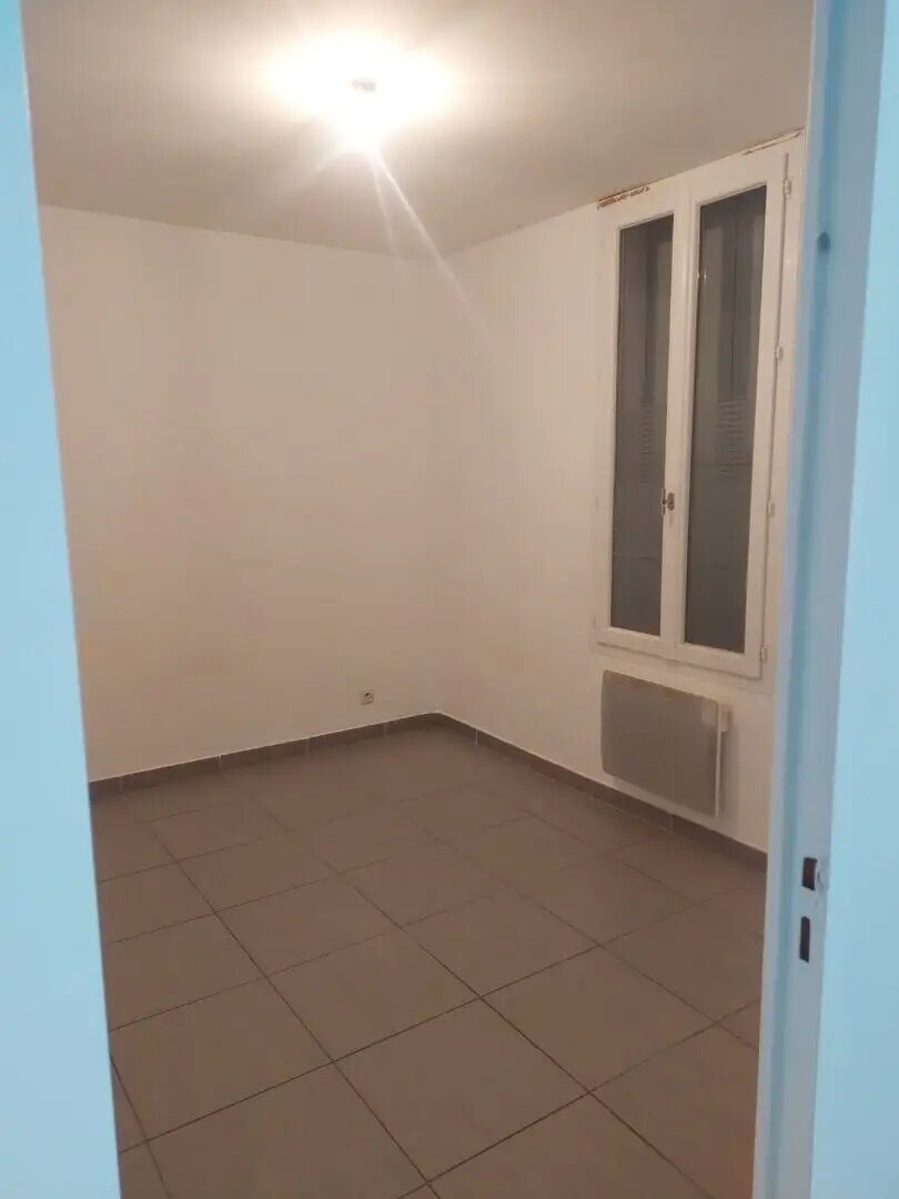Appartement à louer, 44m², Mèze