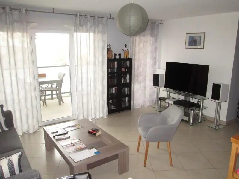 Appartement à louer, 69m², Sète