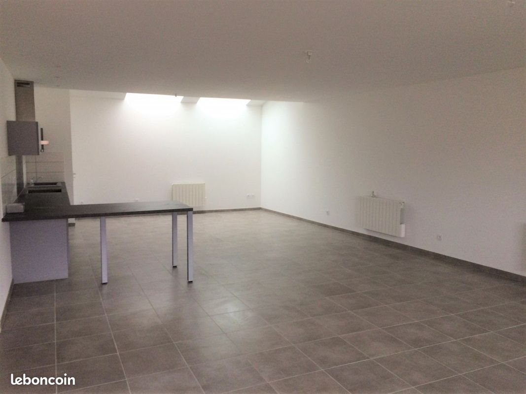 Appartement à louer, 120m², Jarcieu