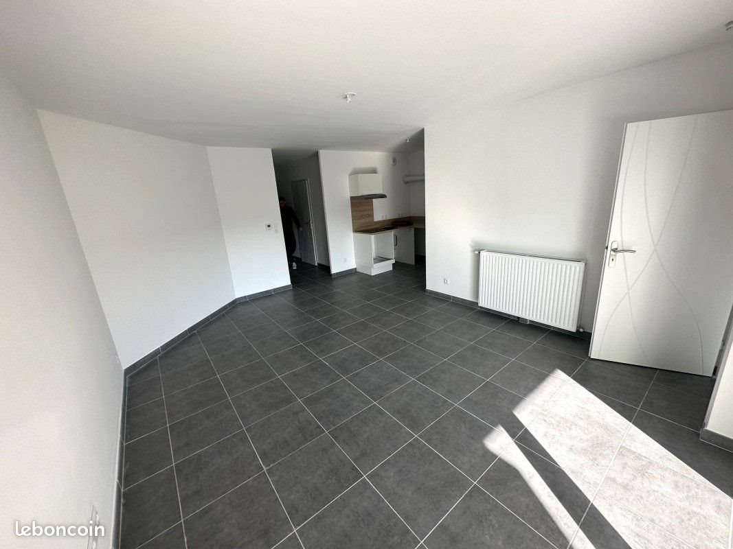 Appartement à louer, 45m², Monteux