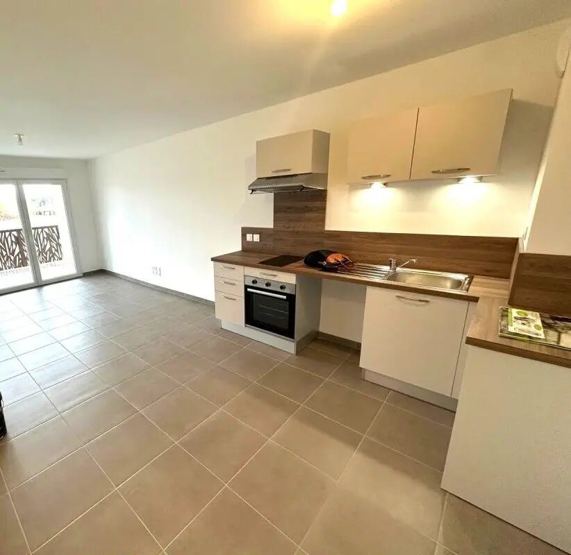 Appartement à louer, 46m², Monteux