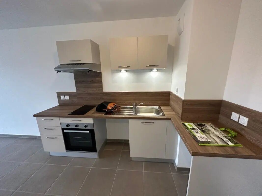 Appartement à louer, 46m², Monteux