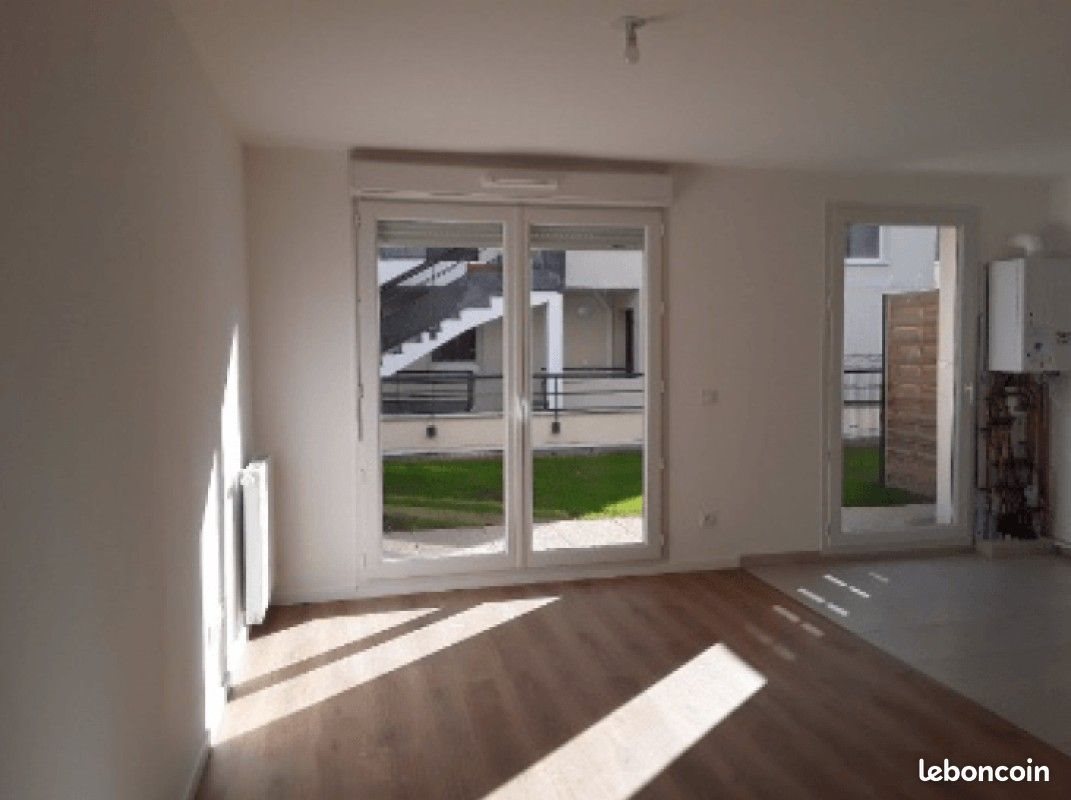 Appartement à louer, 43m², Persan