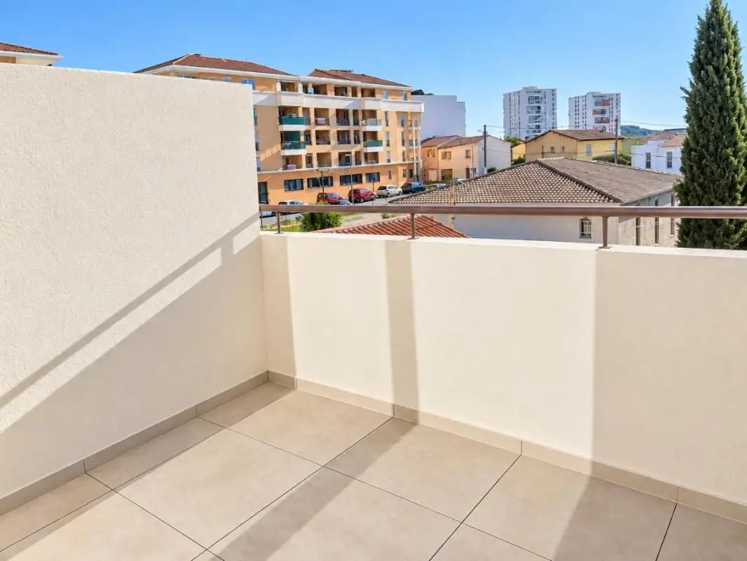 Appartement à louer, 40m², La Seyne-sur-Mer