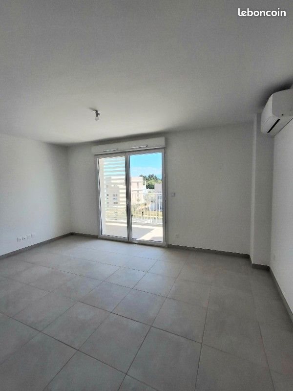 Appartement à louer, 30m², Monteux
