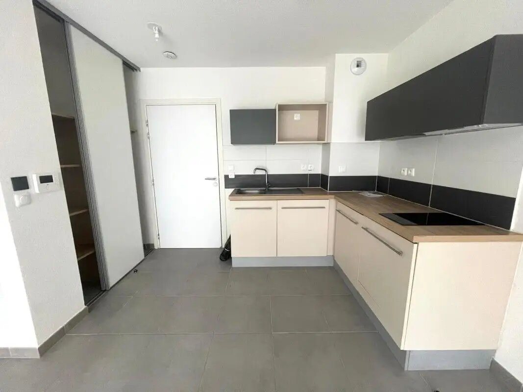 Appartement à louer, 43m², Sète