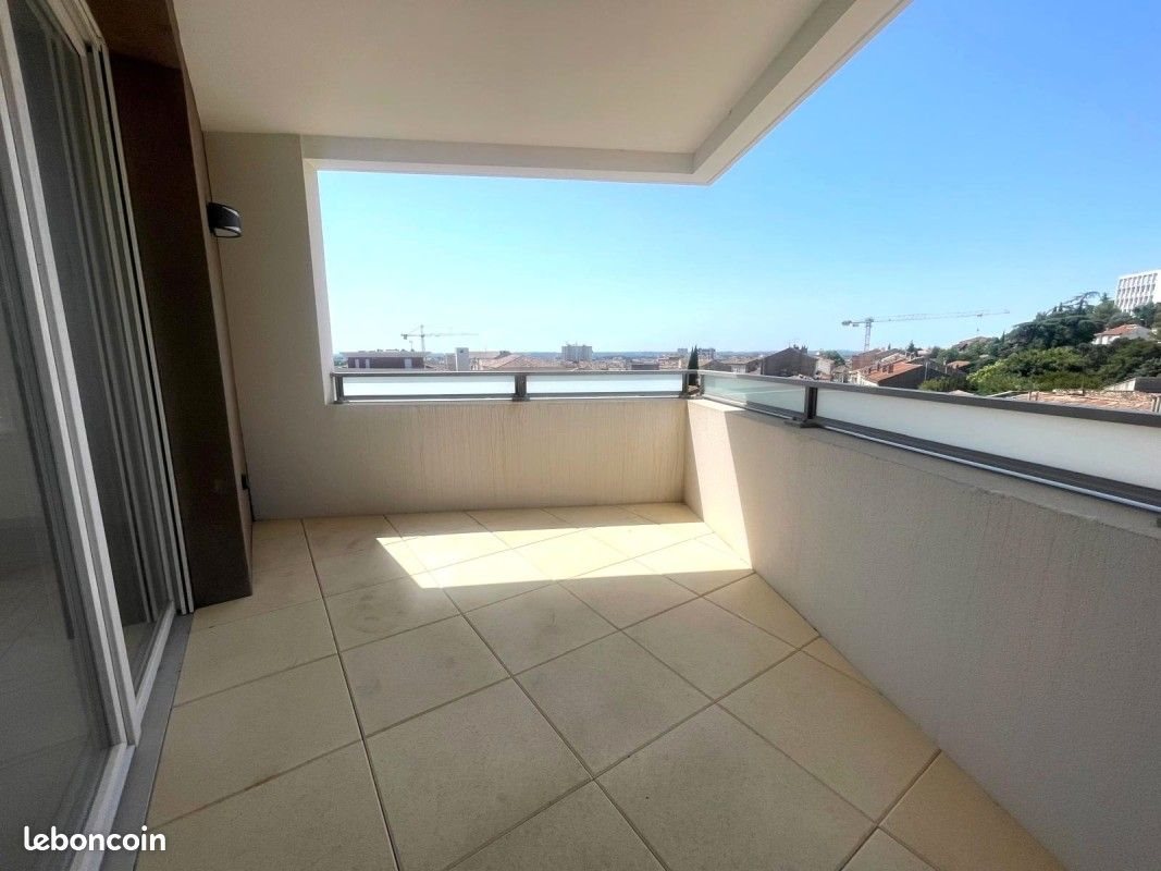 Appartement à louer, 59m², Nîmes