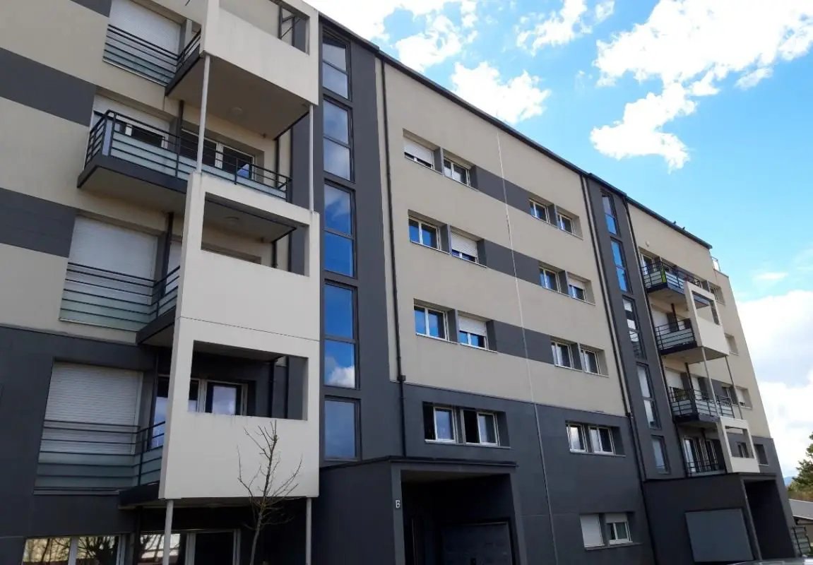 Appartement à louer, 48m², Etrembières