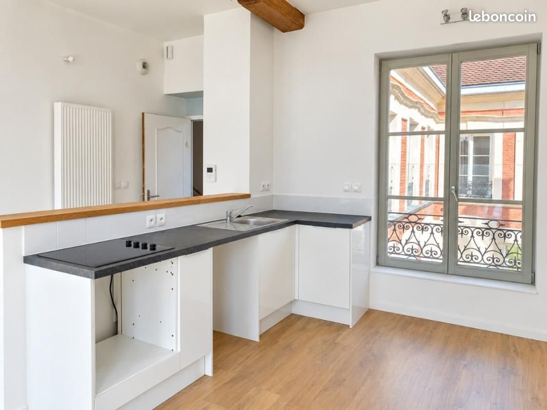 Appartement à louer, 82m², Lille