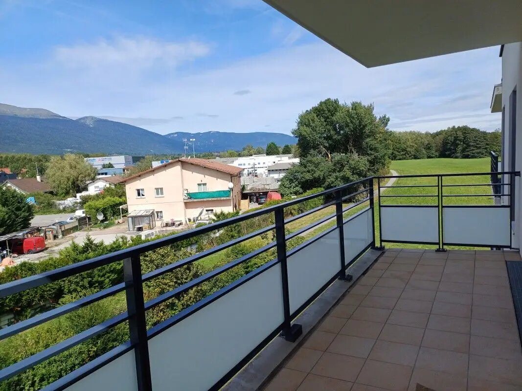 Appartement à louer, 71m², Saint-Genis-Pouilly