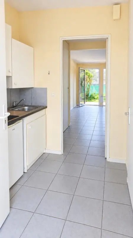 Appartement à louer, 35m², Lamothe-Montravel