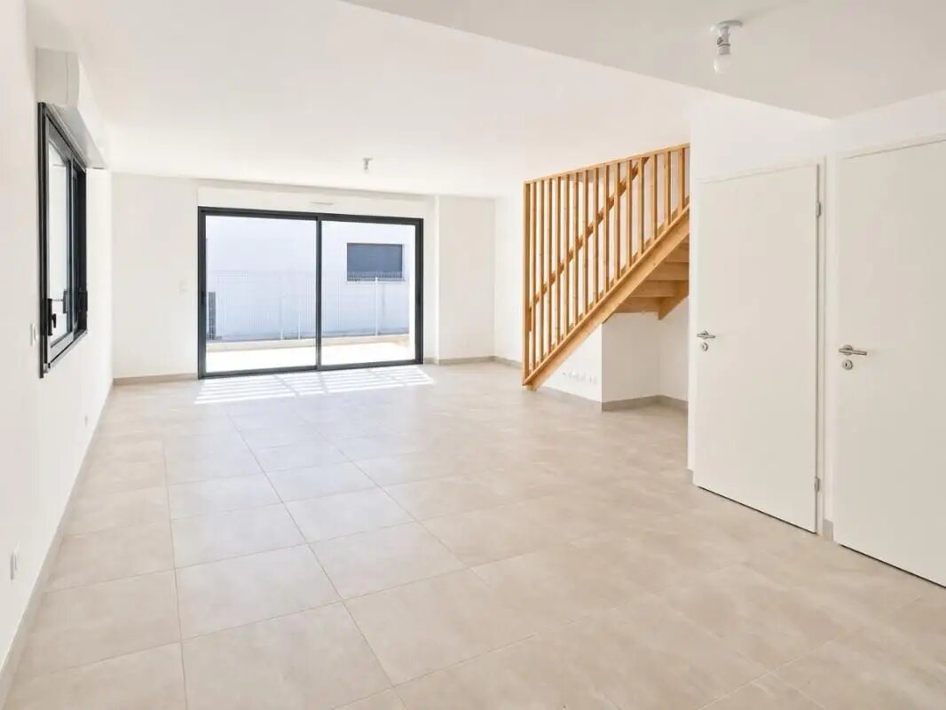 Appartement à louer, 91m², Nîmes