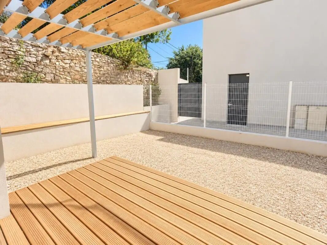Appartement à louer, 91m², Nîmes
