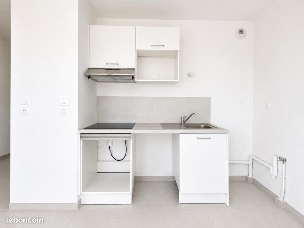Appartement à louer, 42m², Monteux
