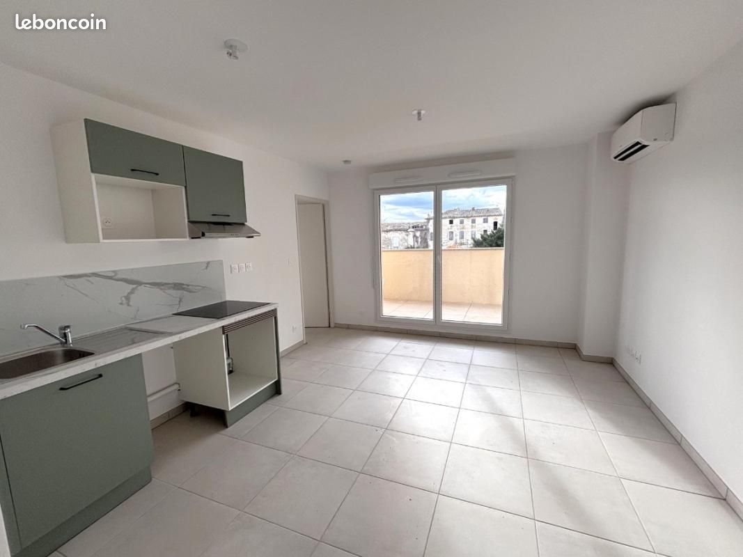Appartement à louer, 41m², Monteux