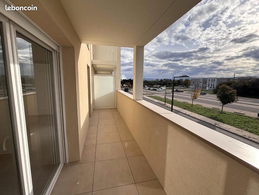 Appartement à louer, 41m², Monteux