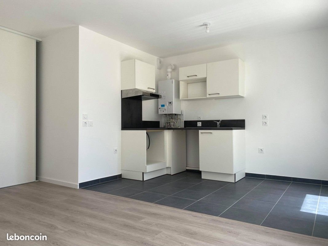 Appartement à louer, 42m², Persan