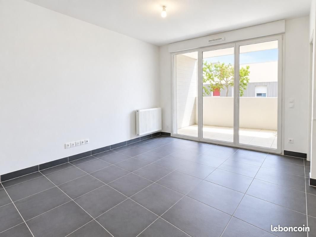 Appartement à louer, 39m², Nîmes