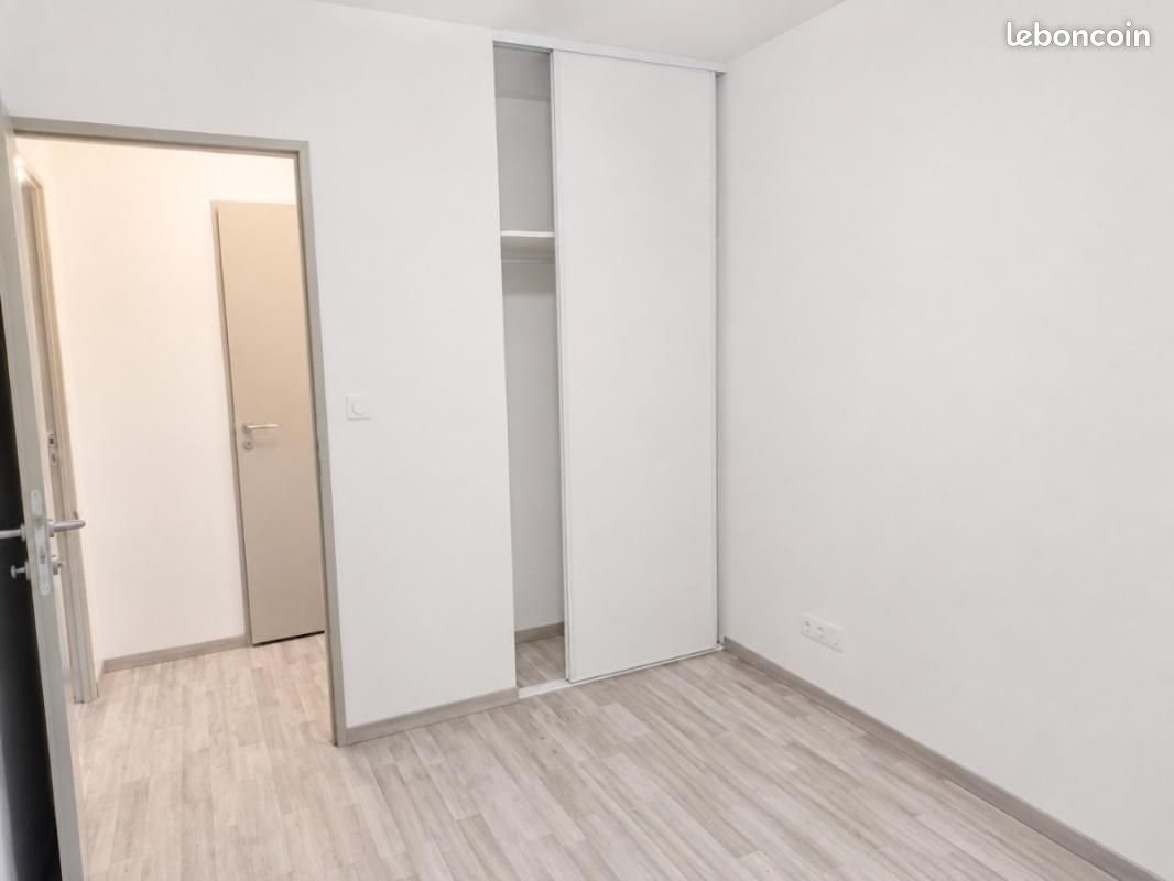 Appartement à louer, 38m², Marseille 15ème