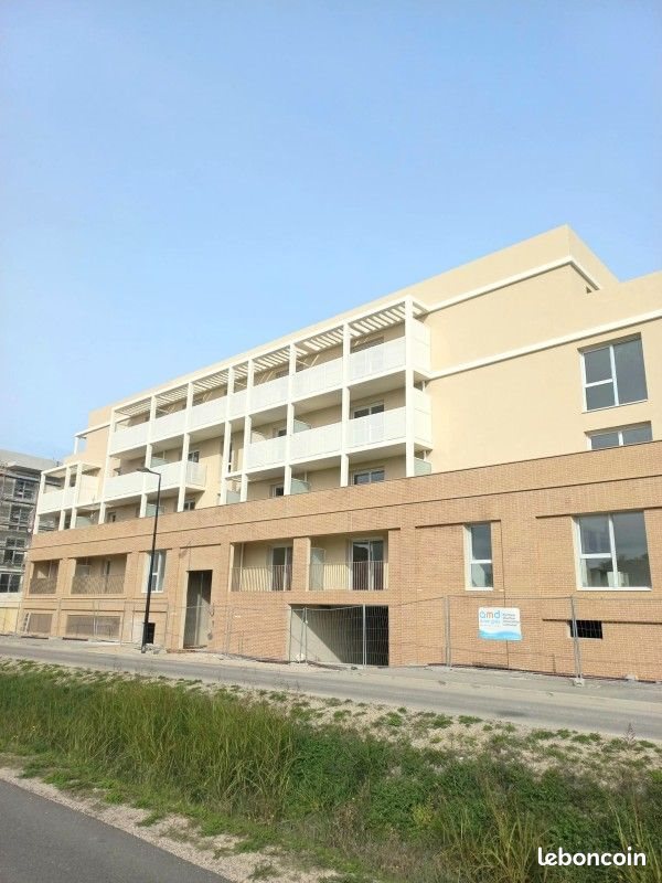 Appartement à louer, 53m², Monteux