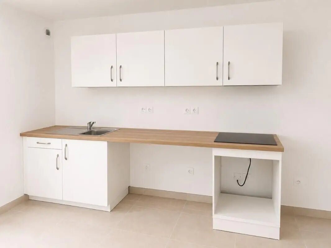 Appartement à louer, 66m², Uzès