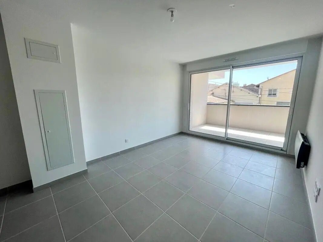 Appartement à louer, 39m², Nîmes