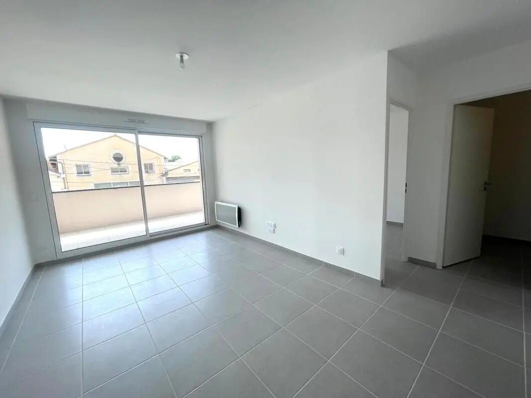 Appartement à louer, 39m², Nîmes